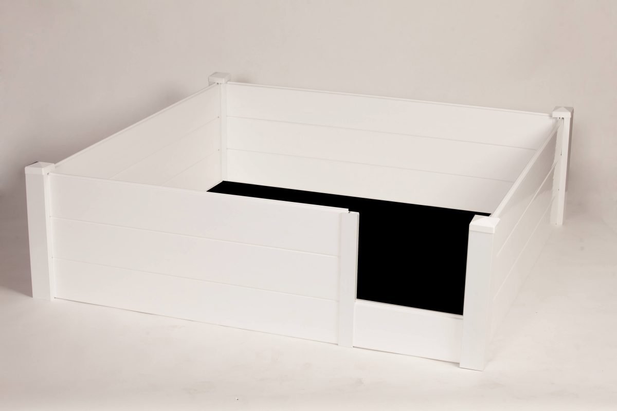 5 ft. x 5 ft. Whelping Box - Canine Whelping Box